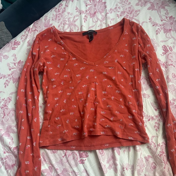 Forever 21 size small long sleeve crop top - Picture 3 of 3